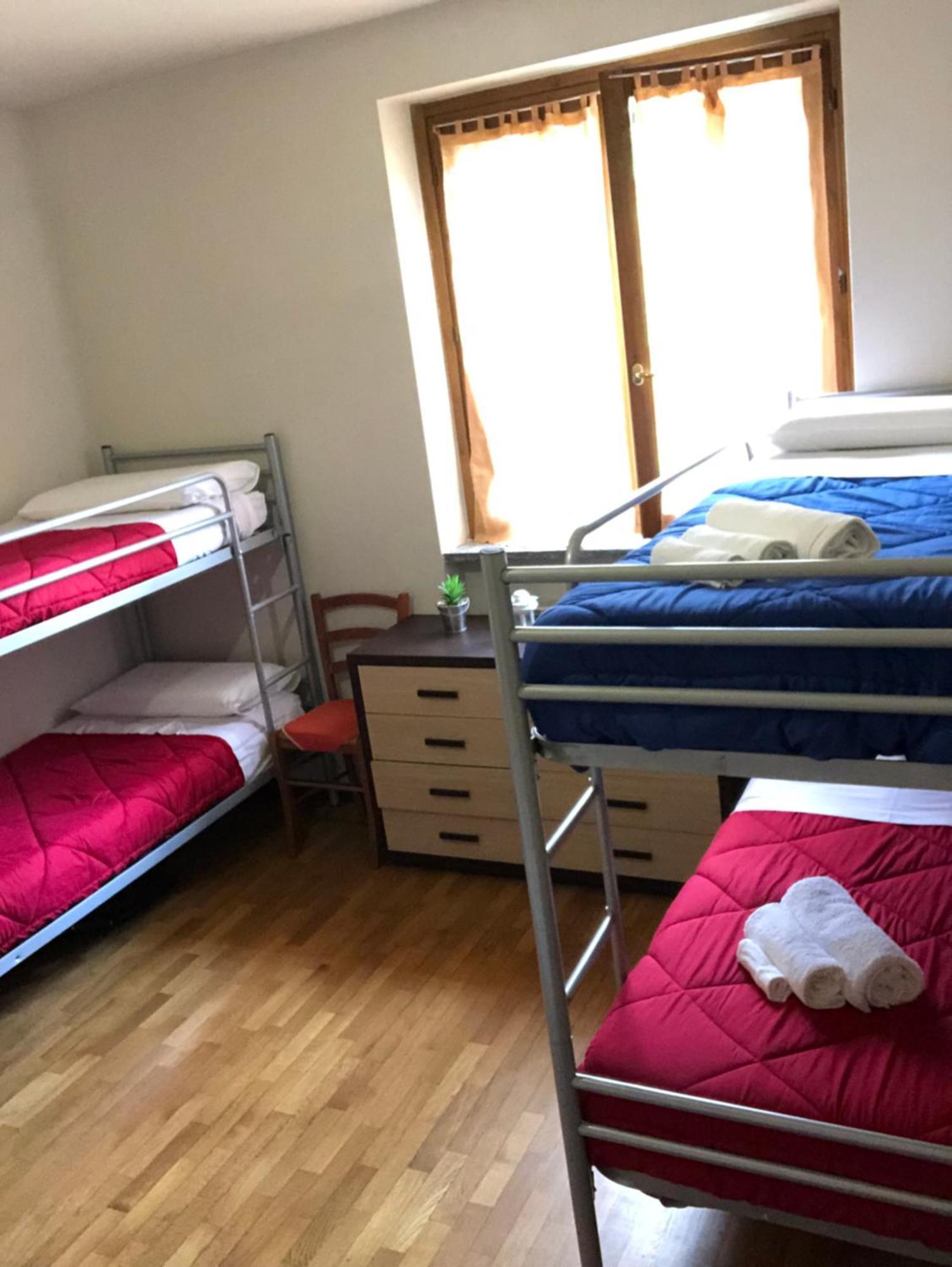 Casa Grazia Apartment Magreglio Bagian luar foto