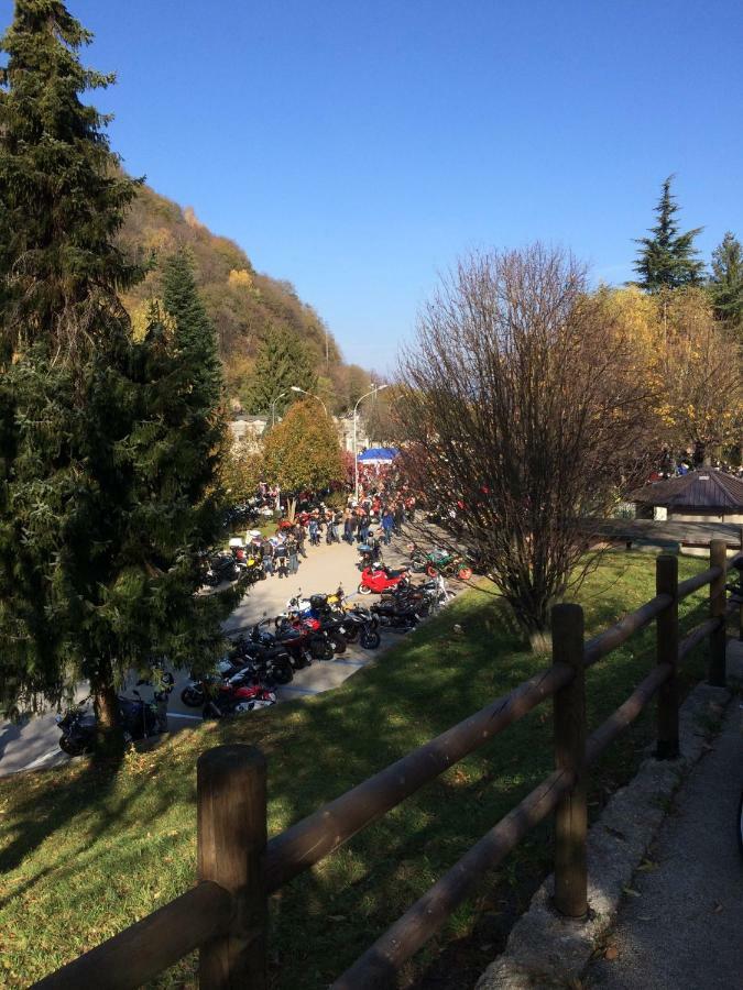 Casa Grazia Apartment Magreglio Bagian luar foto