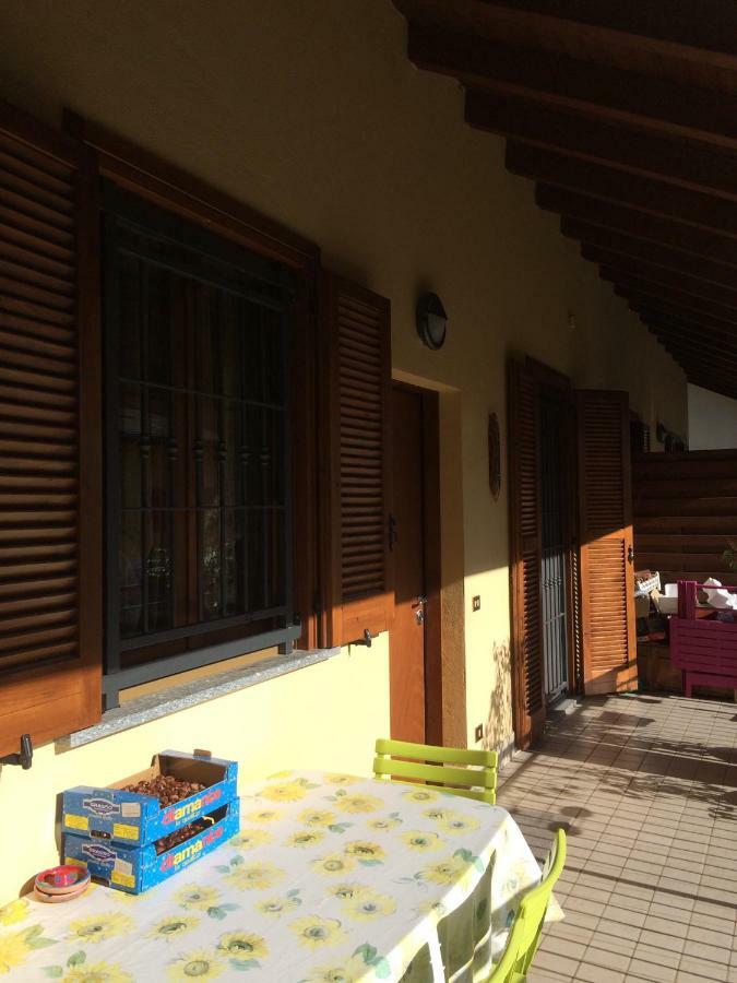 Casa Grazia Apartment Magreglio Bagian luar foto