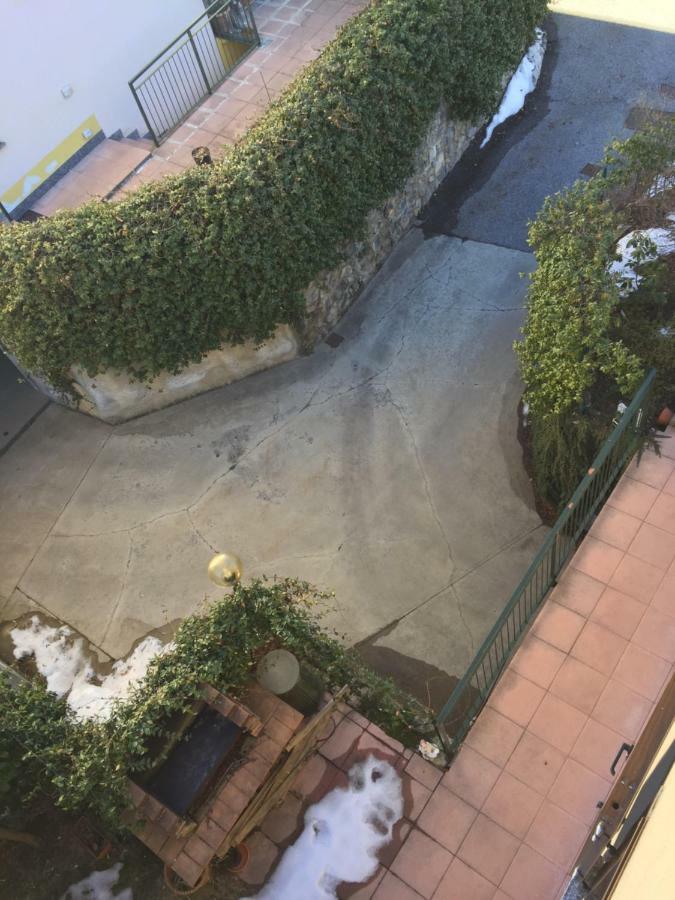 Casa Grazia Apartment Magreglio Bagian luar foto